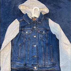 Jean jacket from Levi’s